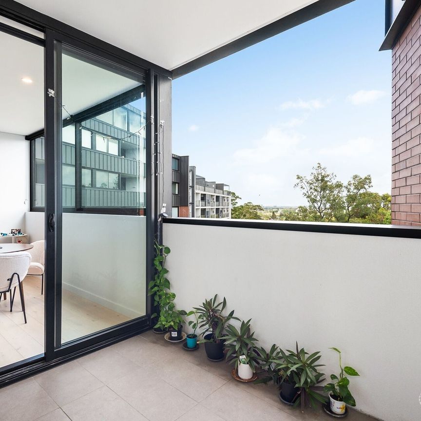 Gladesville - Photo 1