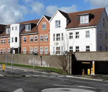 Timberlake Road, Basingstoke Town Centre - Photo 2