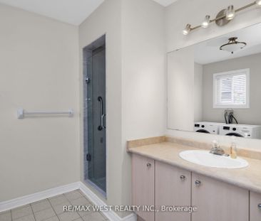 For Lease - 362 Avro Road, Vaughan, Ontario - Photo 6