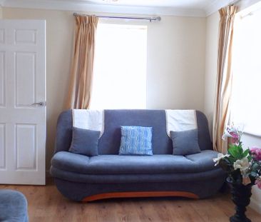 3 bed detached house to rent in Salk Road, Gorleston, NR31 - Photo 2