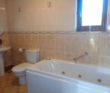 3 bedroom bungalow to rent - Photo 1