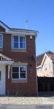 2 bedroom semi-detached house to rent - Photo 1