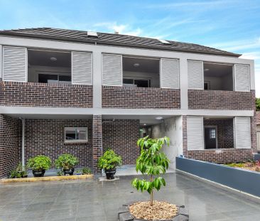 Spacious, Well-Maintained Boutique Studio Apartment in Prime Location - Photo 6