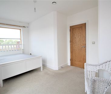 Flat to rent - Upper Wickham Lane, Welling, DA16 - Photo 6