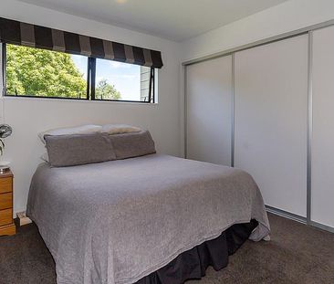 Architecturally designed home - Photo 5