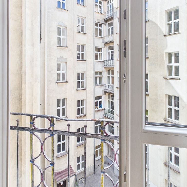 Centrum l 2 Pokoje l 40,4 m² l Elegancka kamienica 40.4 m² - Photo 1