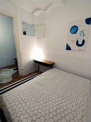 Carrer de les Caputxes, Barcelona, Catalonia 08003 - Foto 1