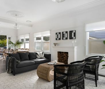 Furnished fabulous beachside home with pool - 6 month lease - Photo 1