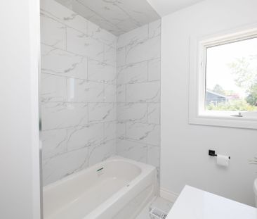 For Lease - 106 Whites Road, Quinte West, Ontario - Photo 2