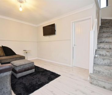 2 bedroom semi-detached house to rent - Photo 2