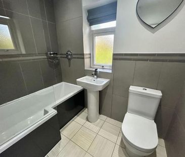 3 bedroom property to rent - Photo 2