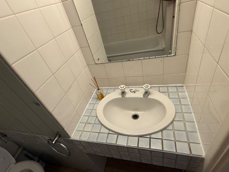 1 Bed Flat, Readings Court, B13 - Photo 2