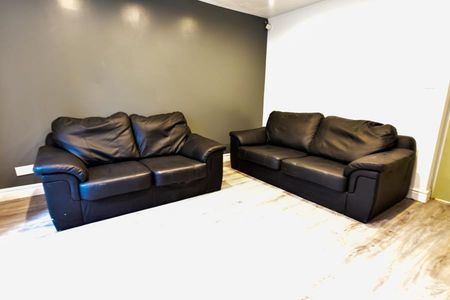 6 bedroom terraced house to rent - Photo 2