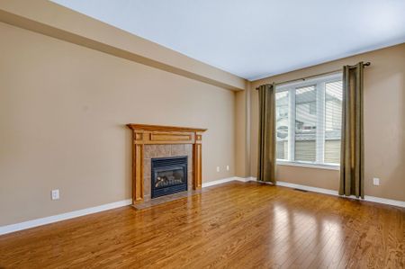 For Lease - 321 Upcountry Drive, Stittsville - Munster - Richmond, Ontario - Photo 3