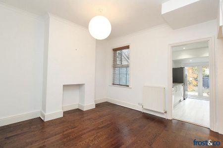 2 bedroom terraced house to rent - Photo 3