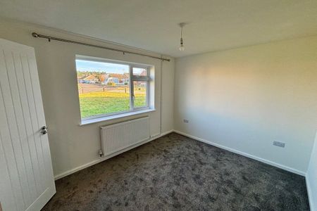 Sandgalls Drive, Lakenheath, BRANDON - Photo 4