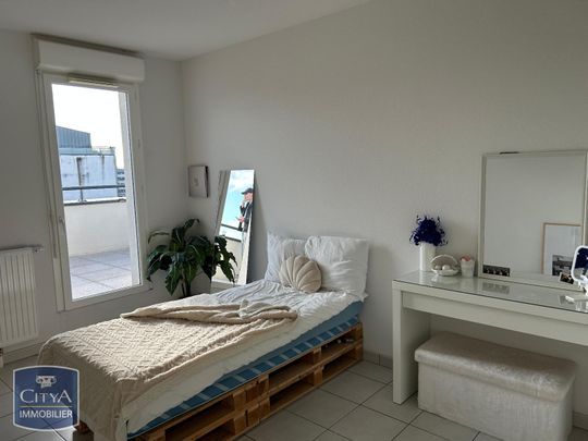 Location Appartement 3 pièces 63m² LORMONT 33310 - Photo 1