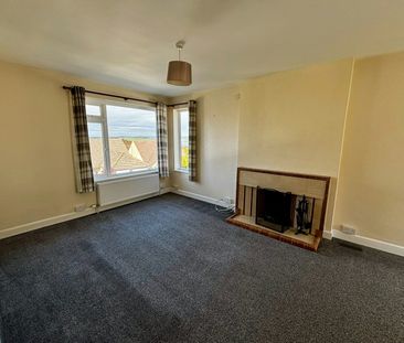 Bungalow to rent on - Photo 1
