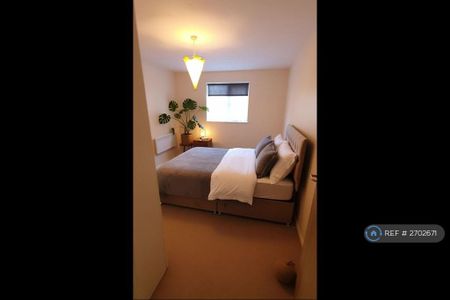 1 bedroom flat to rent - Photo 5
