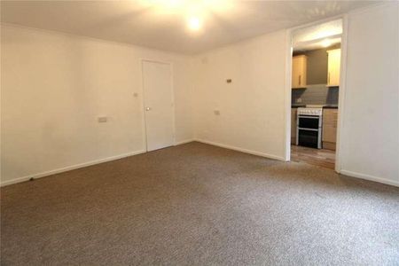 Hopeswood, Greatham, Liss, Hampshire, GU33 - Photo 2