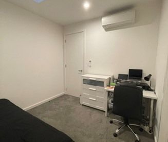 3-bedroom shared house / townhouse, Avenue Road - Photo 1