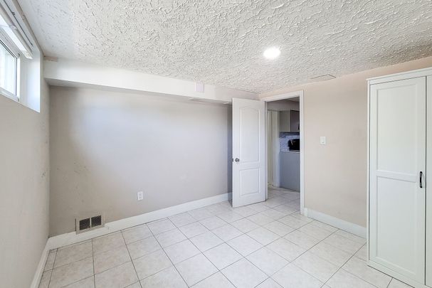 For Lease - 12 Maitland Avenue, Hamilton, Ontario - Photo 1