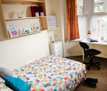 3 bedroom private hall to rent - Photo 5