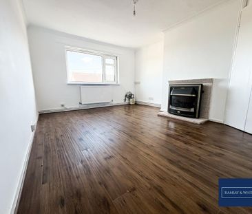 2 bedroom maisonette to rent - Photo 2