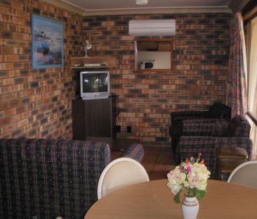 GROUND FLOOR TWO BEDROOOM UNIT - Photo 3