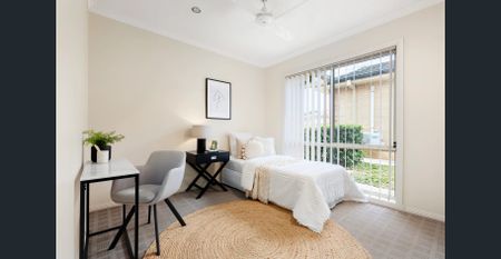 Large Three Bedroom Townhouse - Photo 4