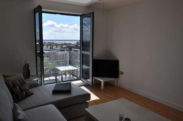 Queens Court, Dock Street, Hull, HU1 - Photo 1