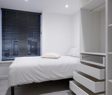6 bedroom flat to rent - Photo 1