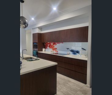 Taigum-Large family home- 5 bedrooms with 2x master bedrooms with e... - Photo 6