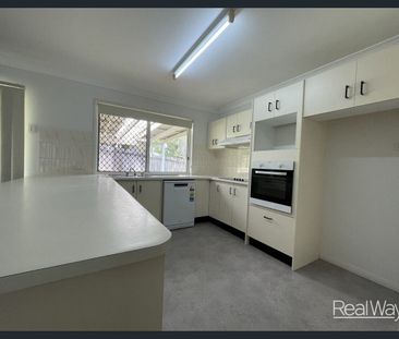 Spacious 3-Bedroom Family Home in North Ipswich - Photo 6