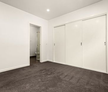 3/26 Winifred Street, Essendon VIC 3040 - Townhouse For Rent | Domain - Photo 4