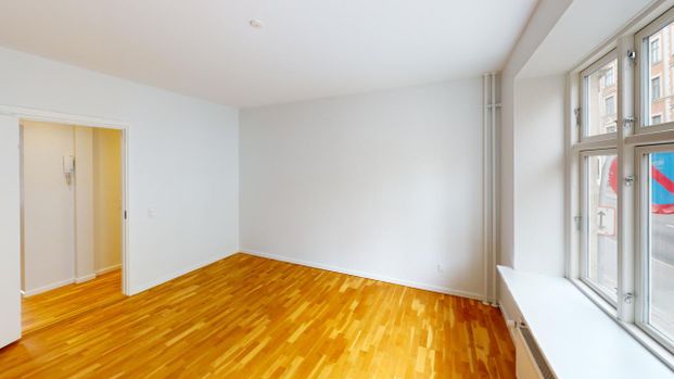 Få drømmelejligheden i hjertet af byen - Photo 1