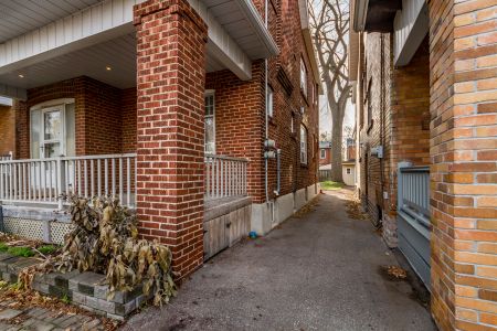For Lease - 9 Graham Gardens Unit# Main, Toronto, Ontario - Photo 4