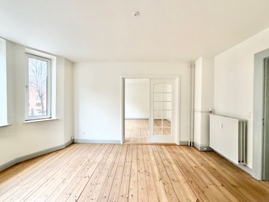 Indbydende 3 værelses lejlighed med central beliggenhed i Odense C - Photo 1