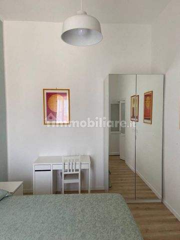 Bilocale via Giovanni Paladino 6, Centro Storico, Napoli - Photo 3