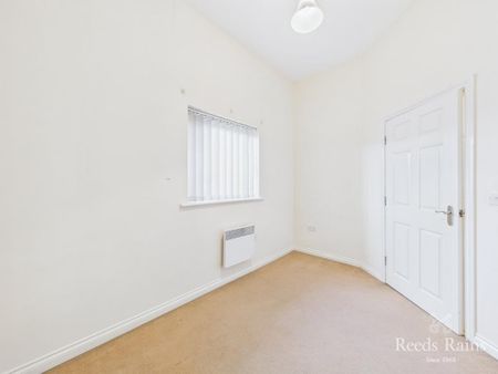 2 bedroom apartment to rent - Photo 3
