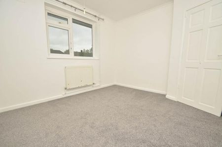 2 bedroom maisonette to rent - Photo 4