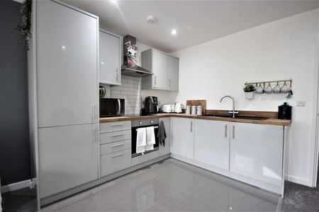 Hulbert Road, Waterlooville, PO7 - Photo 5