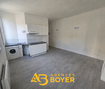 Location Appartement 2 pièces 27m² BANDOL 83150 - Photo 1