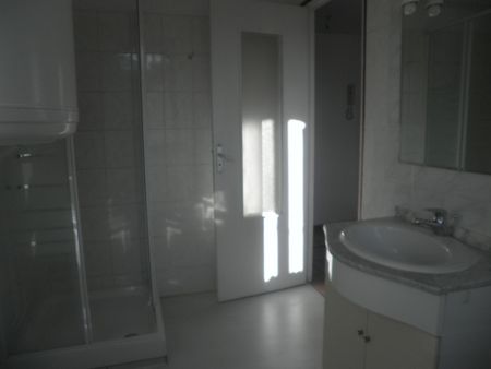 Location Appartement 2 pièces 30m² PROVINS 77160 - Photo 3