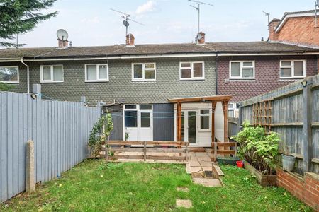 3 bedroom terraced house to rent - Photo 3