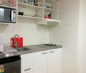 City Centre -- 2 Bedroom Apartment with 2 Bathrooms - Photo 4