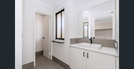 Modern 4-Bedroom Family Home with Alfresco Entertaining - Photo 3