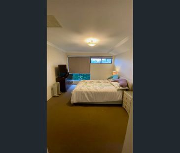 Big house on small lot , conveniently located - Photo 2