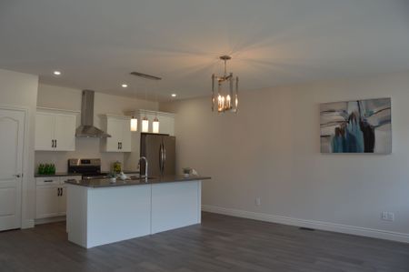 For Lease - 48 Callams Bay Crescent, Amherstburg, Ontario - Photo 5