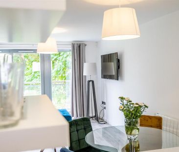 2 bedroom apartment to rent - Photo 2